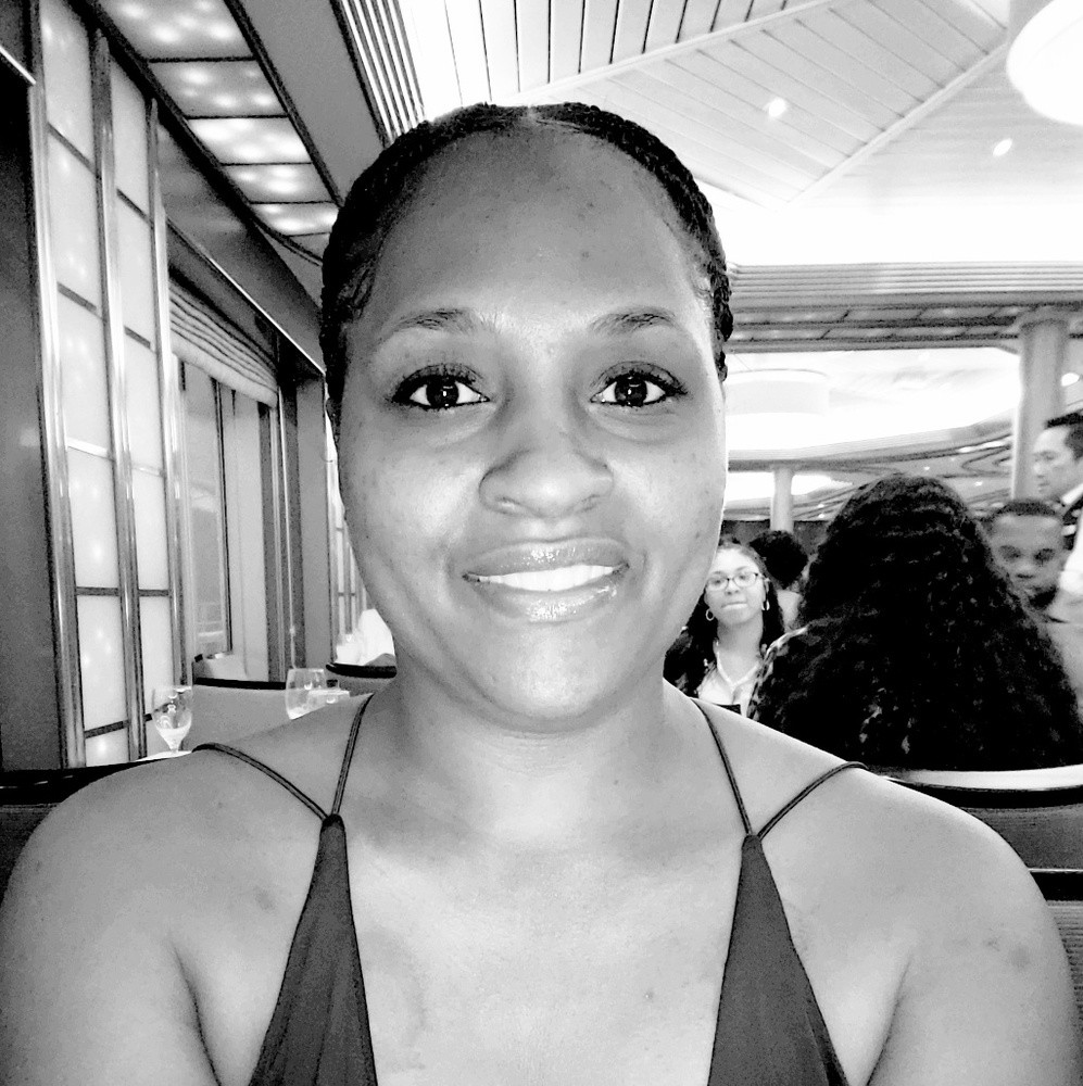 Meet your Posher, Delishia